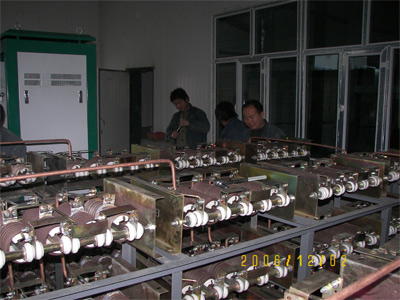 提升機電控安裝現場